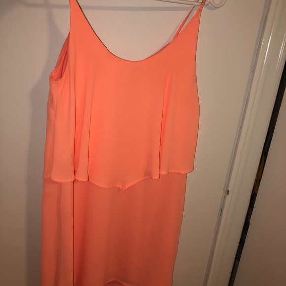 Guess Peach short flowing dress - Picture 1 of 4